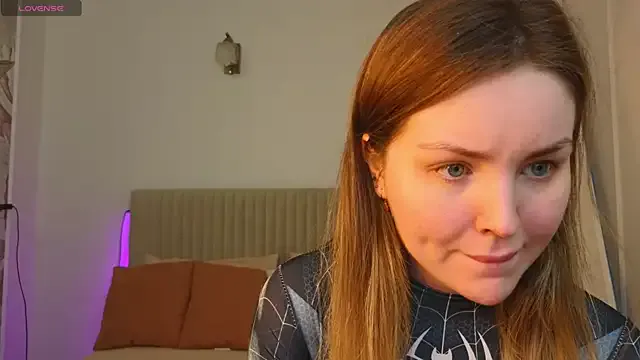 Avatar of Lora_Rosee