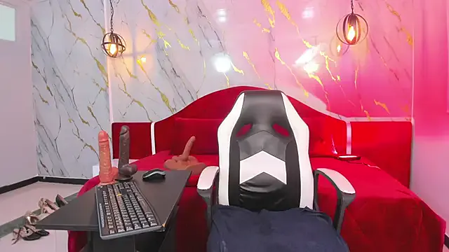 Avatar of loress_ass_mature