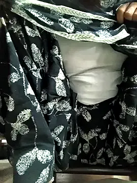 Avatar of Love-pari077