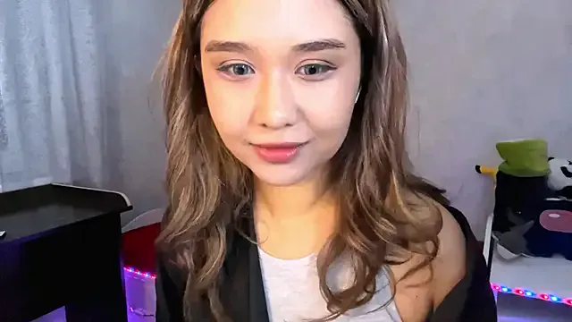 LovelyLara — Squeeze my boobs under my shirt