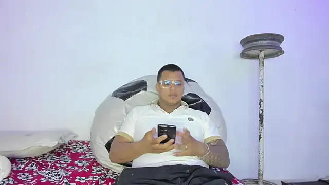 LucassFoster — lift the weight