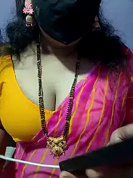 Avatar of luci-queen