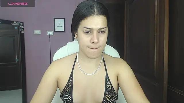 Luciana_Ortiz1 from StripChat is Freechat