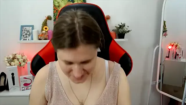 Lucky_Lana — naked