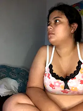 Avatar of luisahot_9727