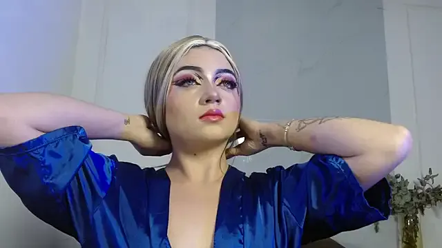 LunaaMonroe — Show Face 