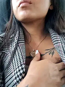 Avatar of LunaHot_777