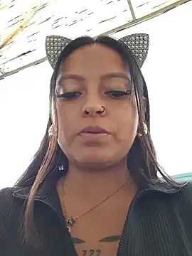 LunaHot_777 —  in ass +control 