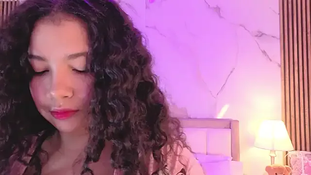 Avatar of LunaRosse_