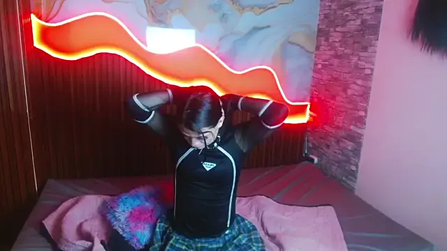 Avatar of madalia303av