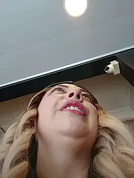 Avatar of madelaine-