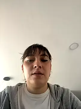 Maggie_Geller — SHOW BOOBS