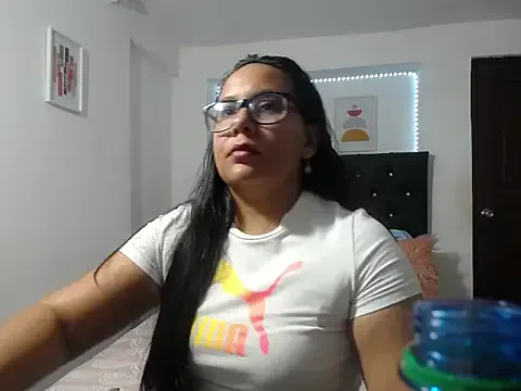 maria_sexx96 — show my feet