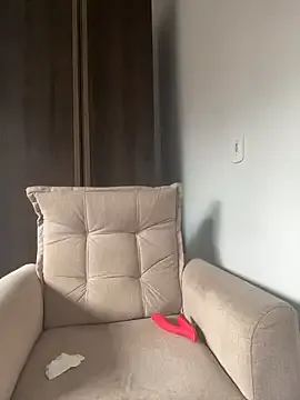 MarianaNinfa — Plug anal + doggy style