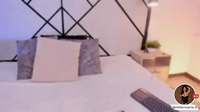 Avatar of marie_miller_