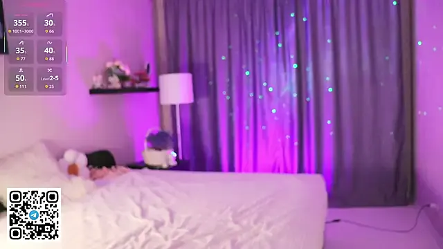 MariellaGrosclaude — squeeze boobs close up 