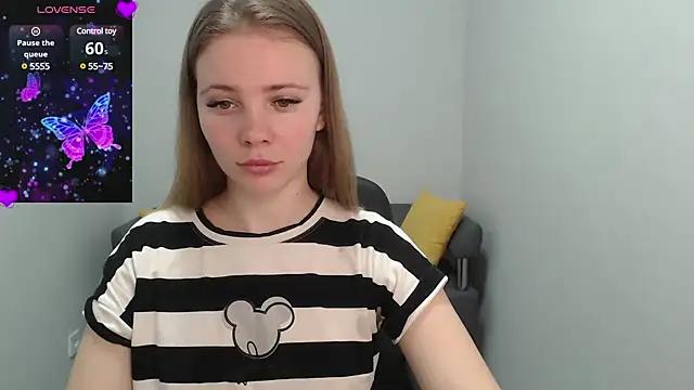 Mary_Reye from StripChat is Freechat