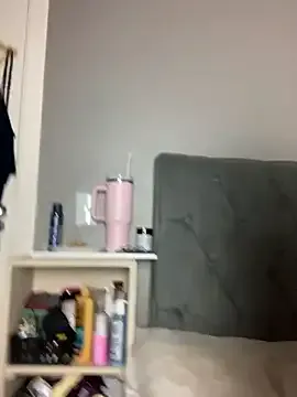 MaryAlbuquerque — Mostra os seios