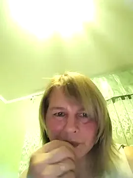 Masha412111 — Freechat on StripChat