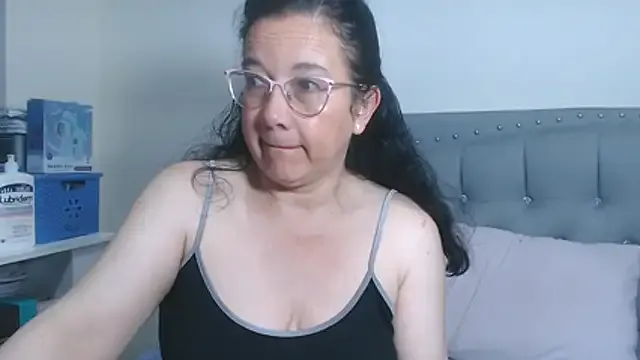 Avatar of maturepriscila