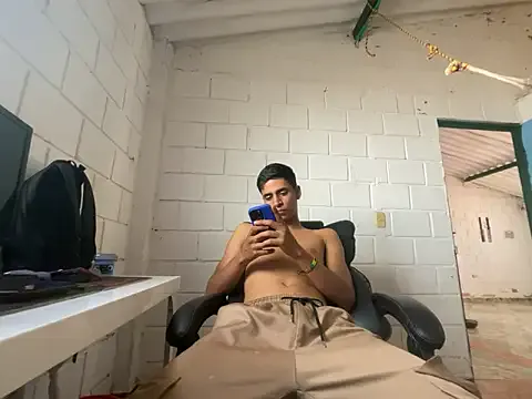 Avatar of Max_TheHorseDick