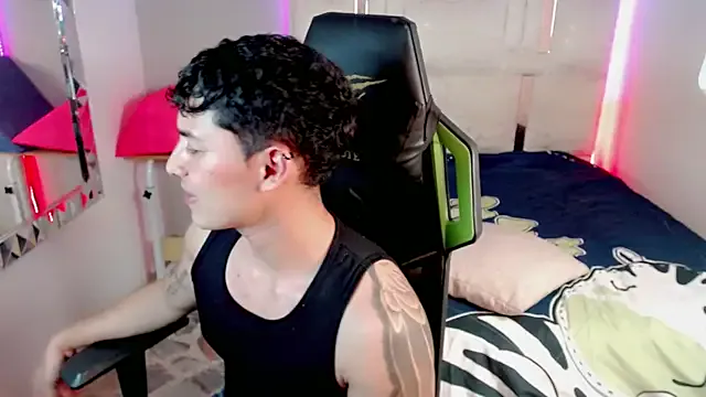 Avatar of Maynowandchloe_