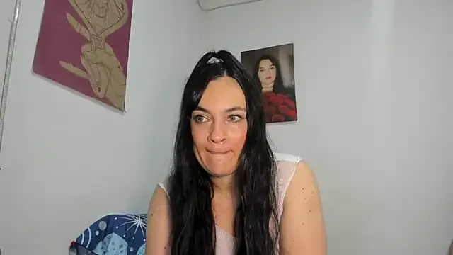 Avatar of megan_milf79