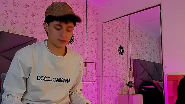 Avatar of meganandtylerr19