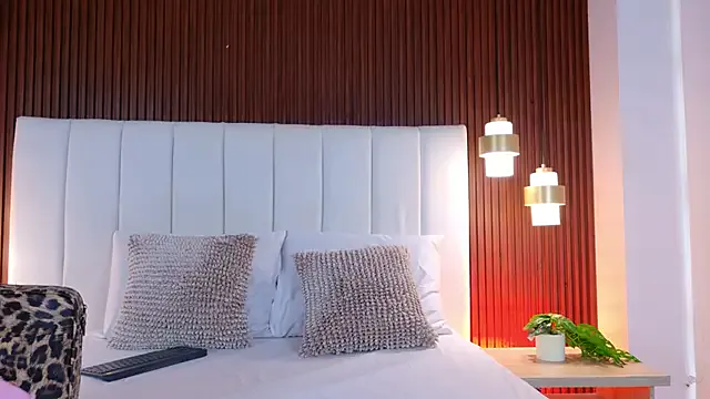 MeganCruzGB — Naked and dance