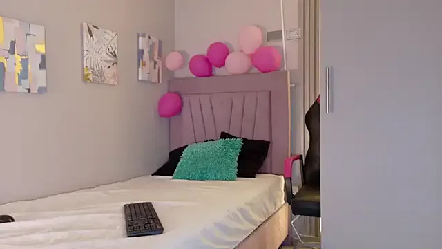 Avatar of meli_peach1