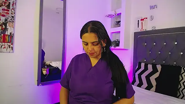 MelissaRhodes — Oil in my boobs