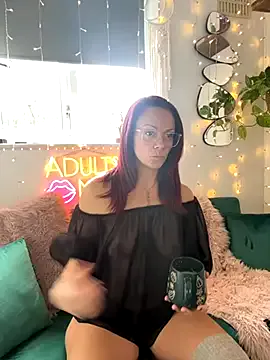 Avatar of MelodyRoseUk