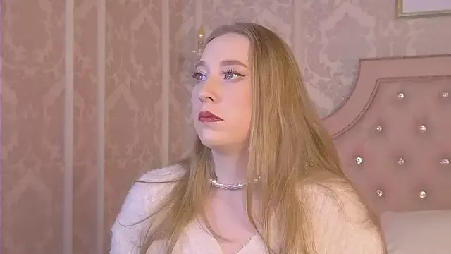 Avatar of MiaEuphoria_