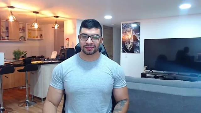 Michael_Diamond from StripChat is Freechat