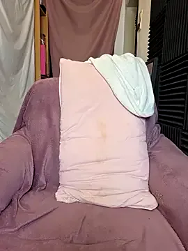 MilaCat0000 — Freechat on StripChat