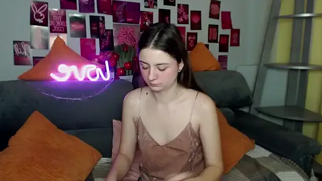 MilanaRoza — TOPLES