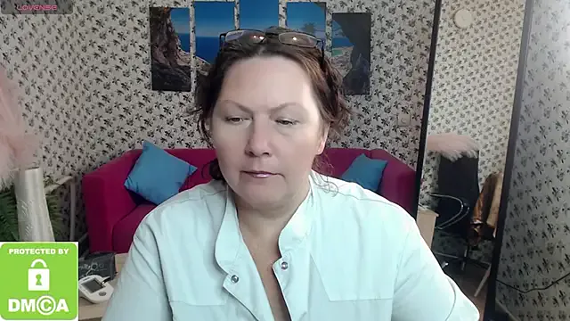 Avatar of milf_hornys