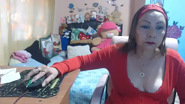 milfeddy_ — NAKED AND VAILE