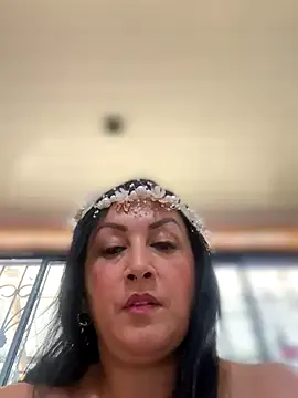 Milk_chloe — Hot game with the dildo in tiket