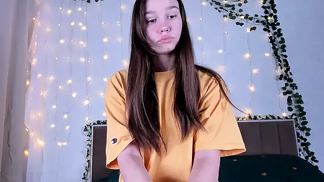 Misa_queen — Ass spanks x3