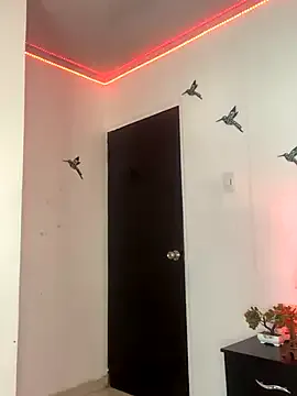 miss__caroline — Put big Plug mmm