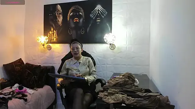 miss_lucero1 — Freechat on StripChat