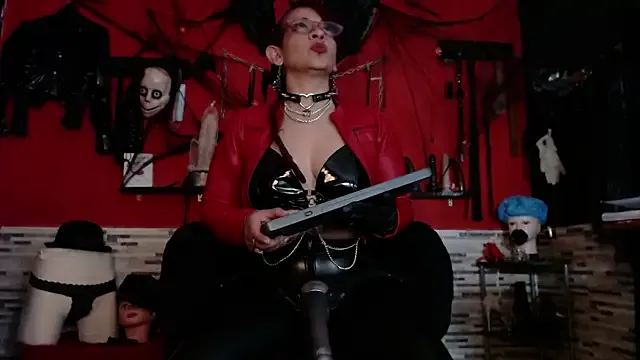 Avatar of Miss_Mirandaa