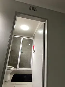 Avatar of MissLola27