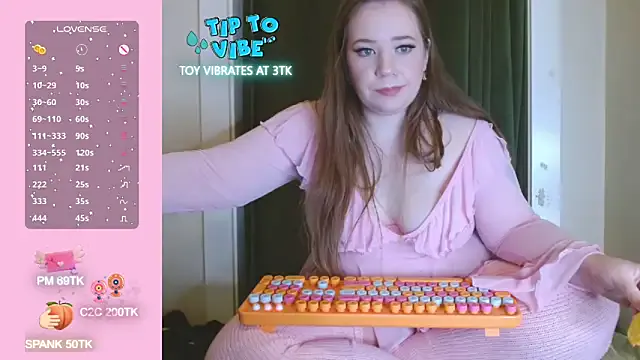 MissLolaLuxxx — OIL UP TITS