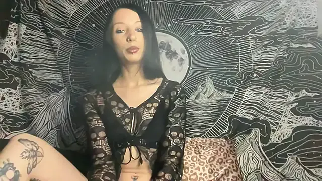 MissMidnightUK's avatar