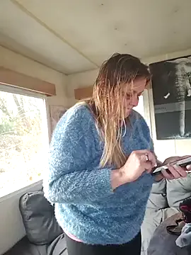 Misspapillon1840 — On essaie les nouvelles tenues