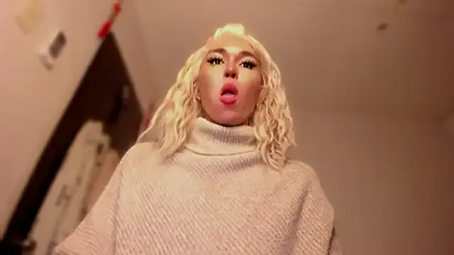 MissValentinaJohnson — WYA?ANY L*CAL TO FUCK IN RL!? #9IN #usa