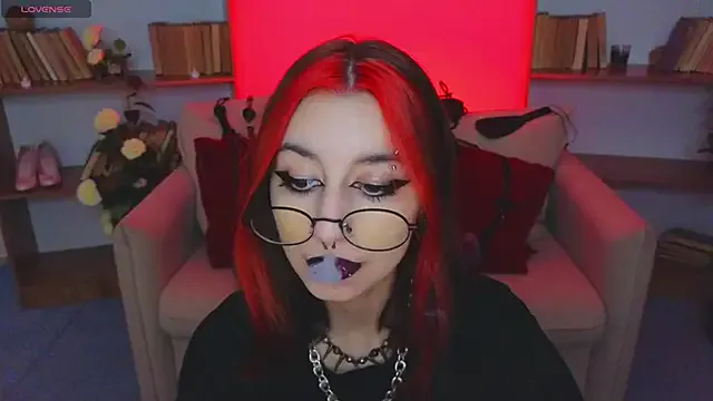 Avatar of Mistress__Marcelline