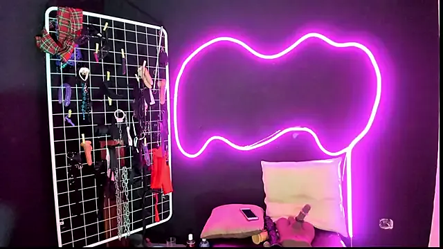 Avatar of Mistress_Megan_BDSM